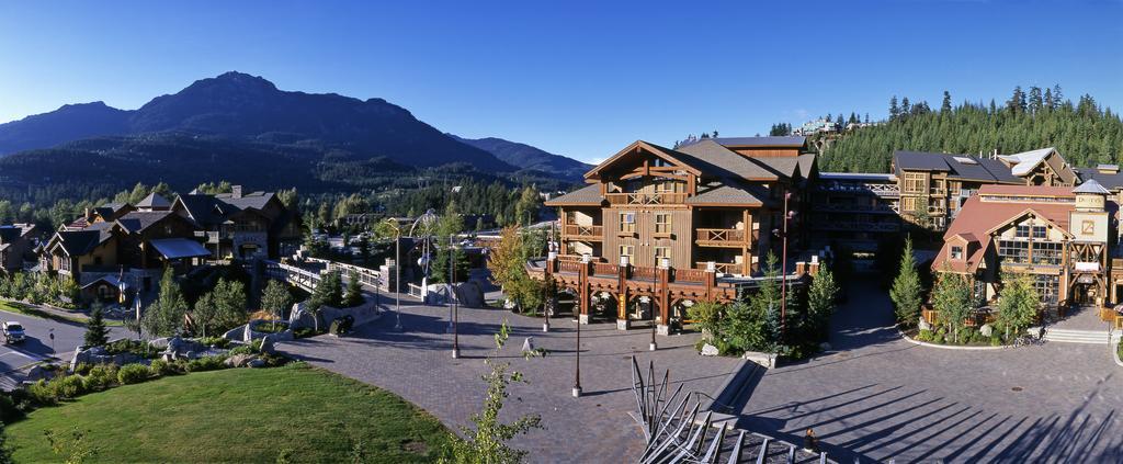 Lodging Ovations Hotel Уислър Стая снимка
