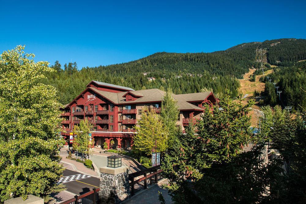 Lodging Ovations Hotel Уислър Екстериор снимка